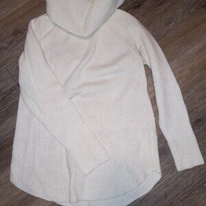 Ricki's ladies S sweater